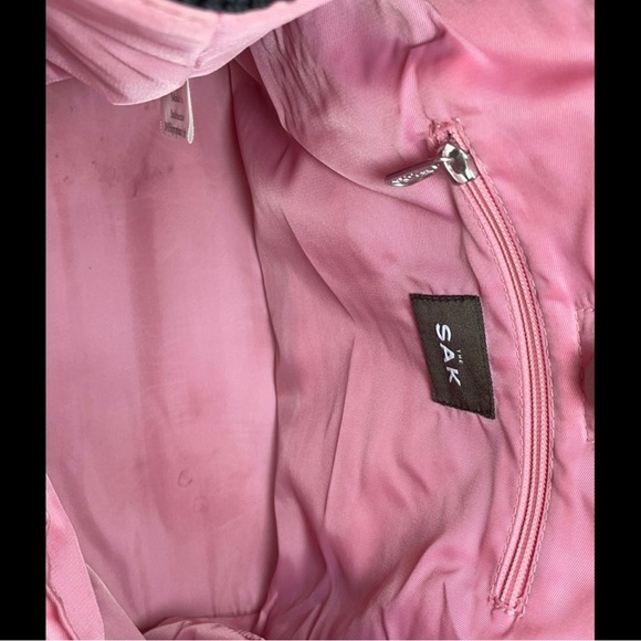 THE SAK CROCHET BLACK SHOULDER BAG W/ PINK LINING - Picture 9 of 11